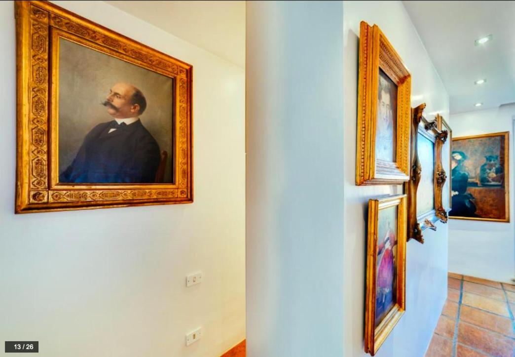 Luxury Art Apartment In Trastevere With Terrace Rome Bagian luar foto