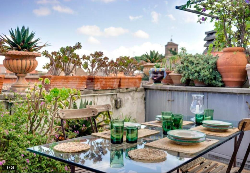 Luxury Art Apartment In Trastevere With Terrace Rome Bagian luar foto