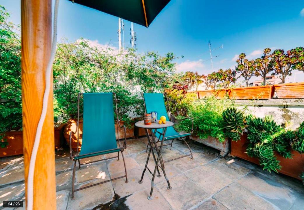 Luxury Art Apartment In Trastevere With Terrace Rome Bagian luar foto